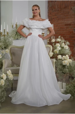 Jednoduché extravagantné svadobné šaty Berta.