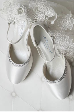 Saténové svadobné topánky s hrubým podpätkom Gabriella