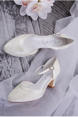 Nádherné luxusné svadobné topánky Lívia
